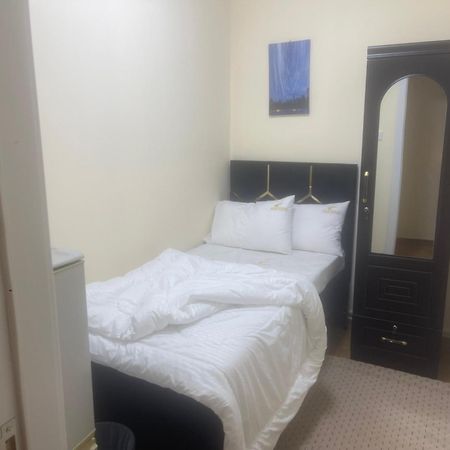 Four Stars Hostel Ντουμπάι Εξωτερικό φωτογραφία