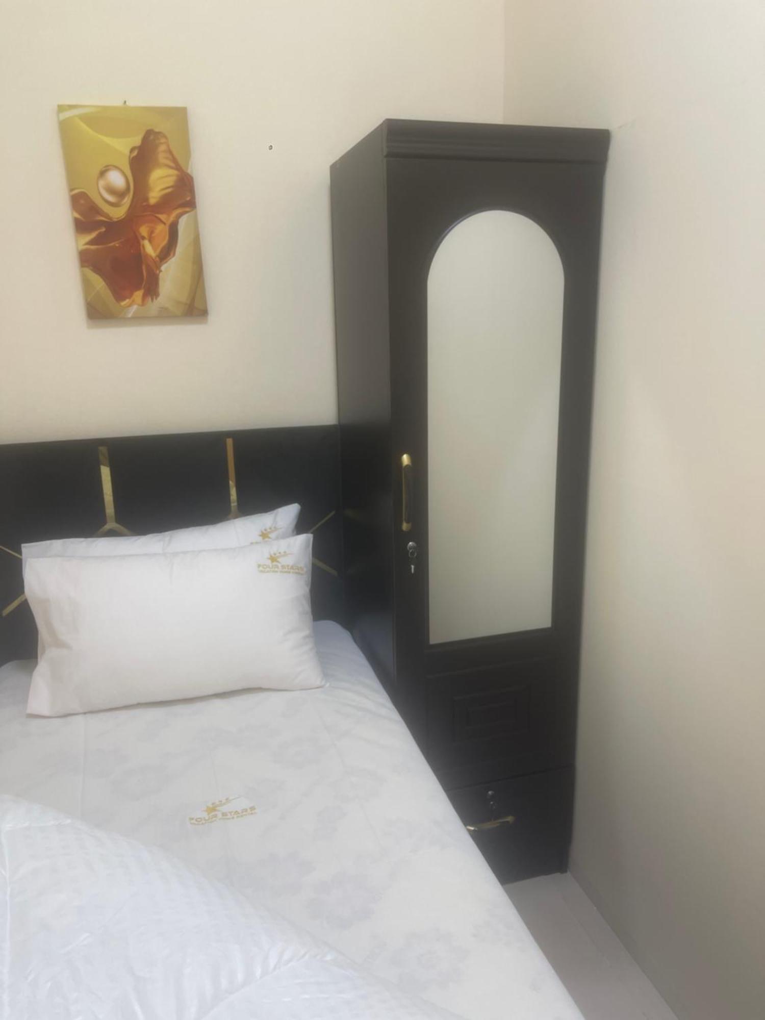 Four Stars Hostel Ντουμπάι Εξωτερικό φωτογραφία