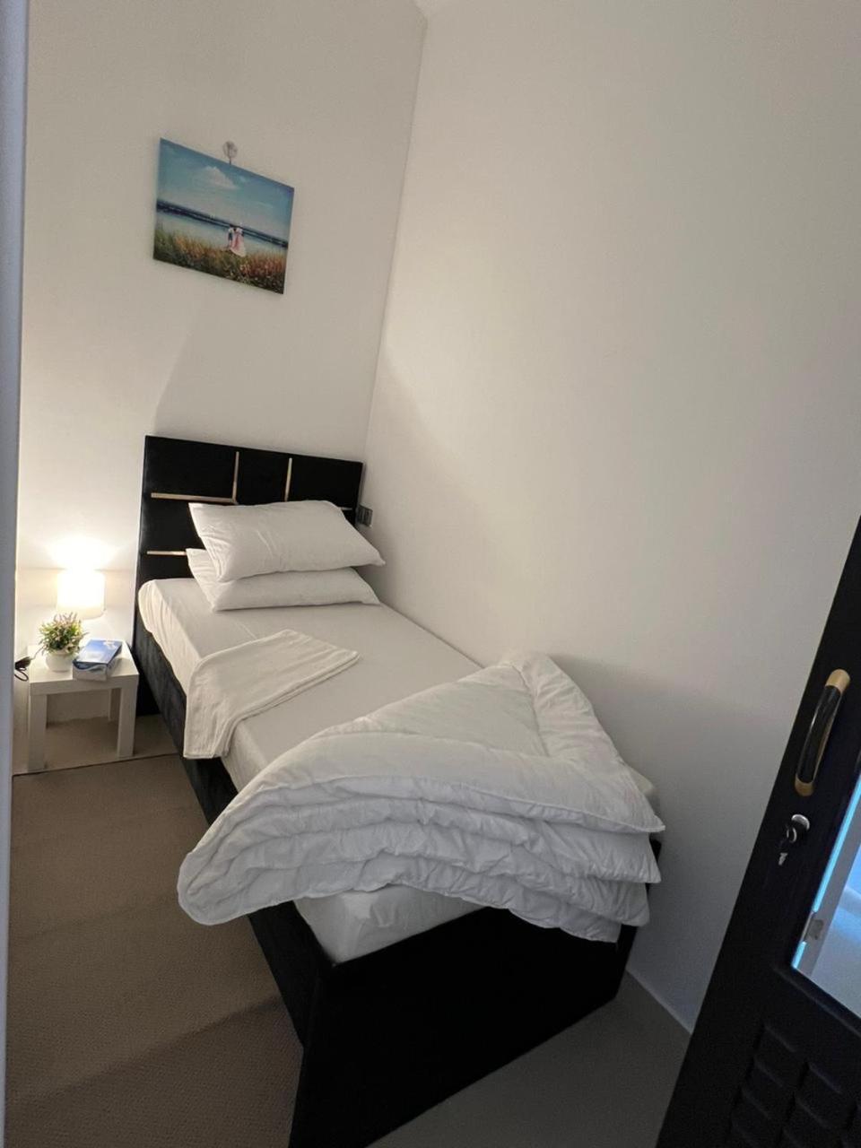 Four Stars Hostel Ντουμπάι Εξωτερικό φωτογραφία